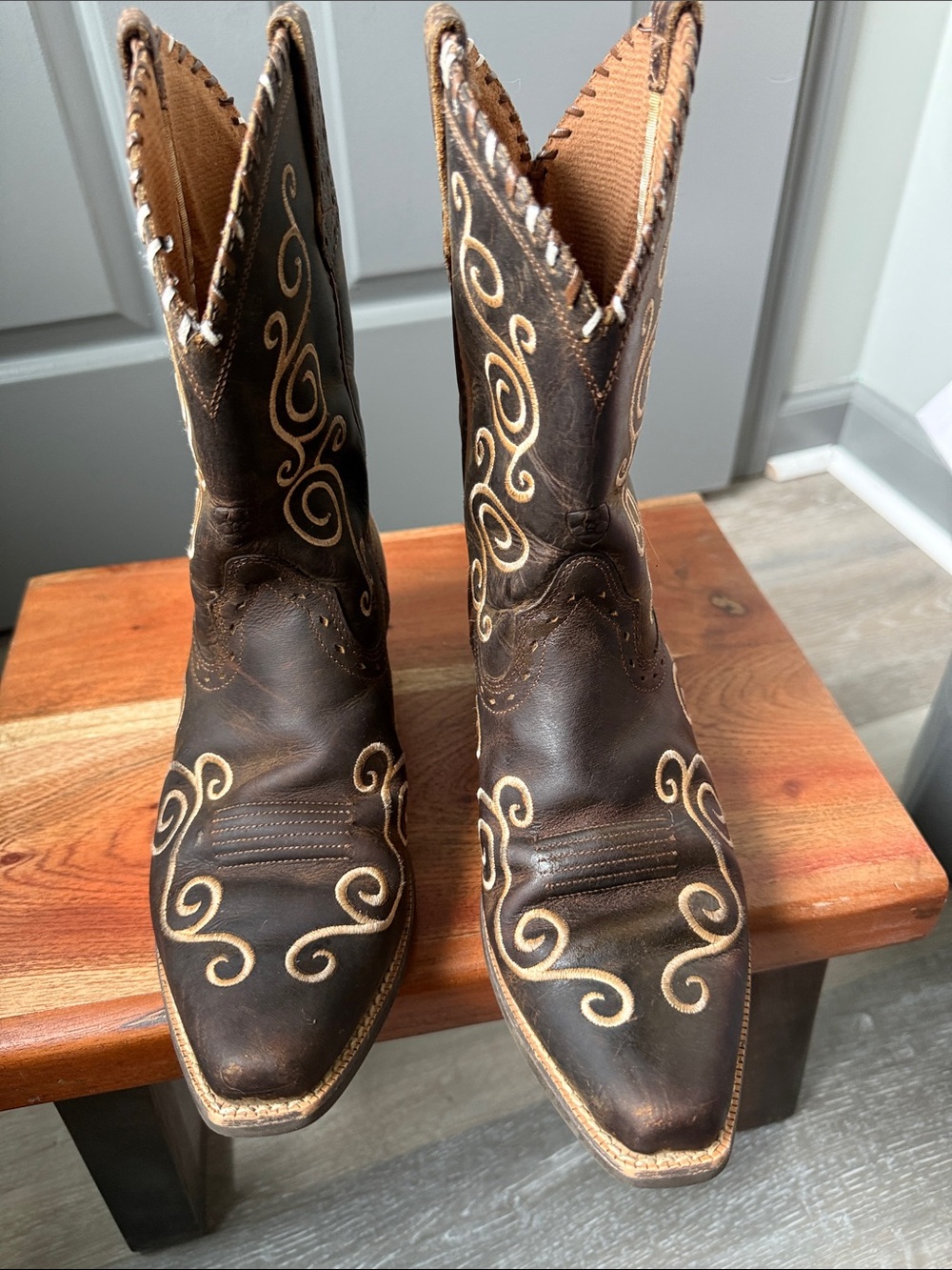 Ariat Tan Suede Western Boot Interior View